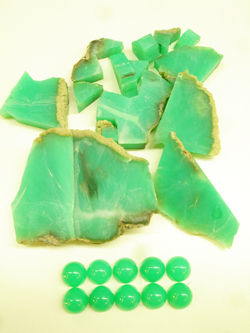 Photo of sawing a slab of Chrysoprase with my trim saw.